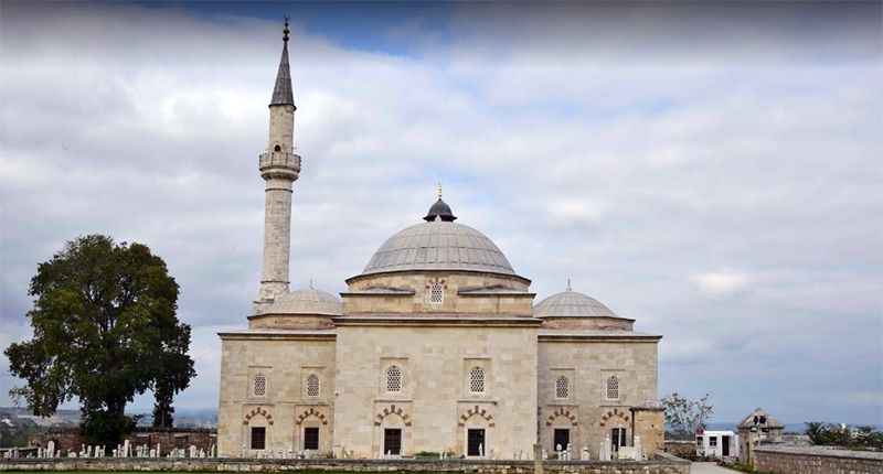 Muradiye Camii